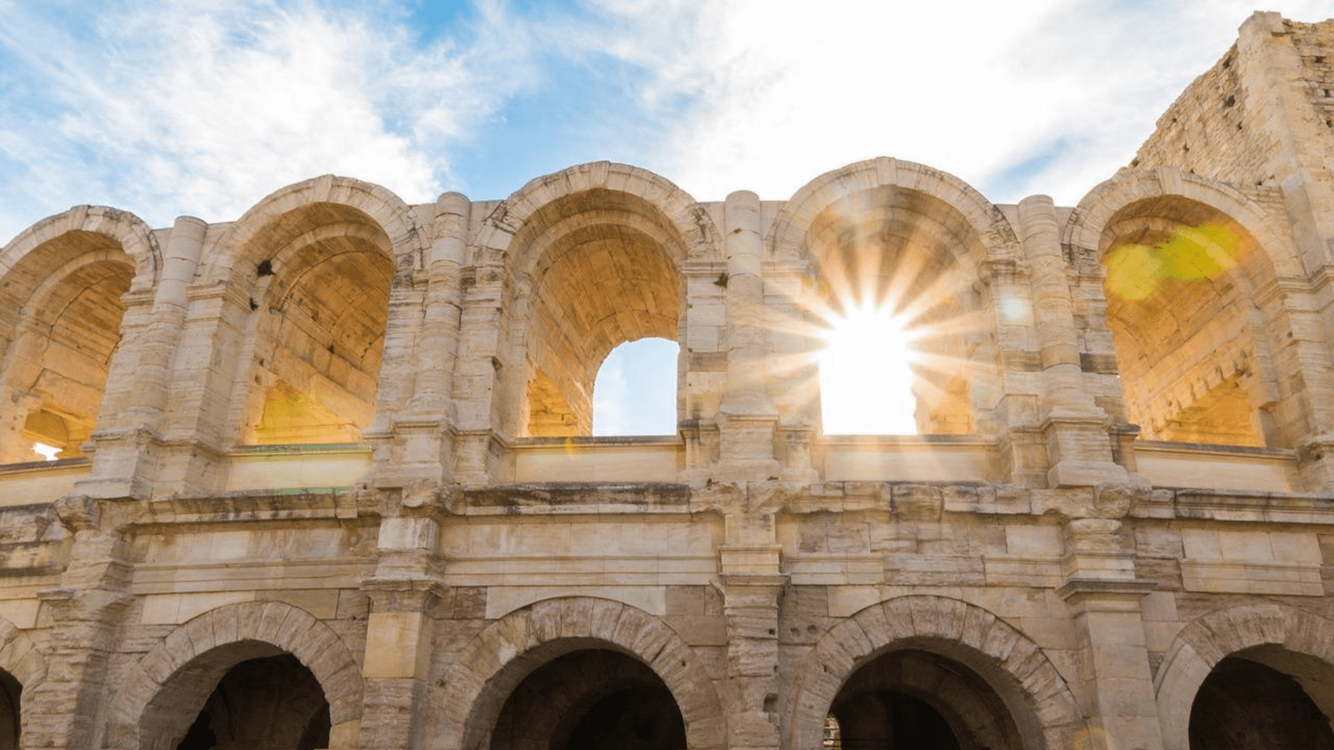 Vue sur les arènes d'arles